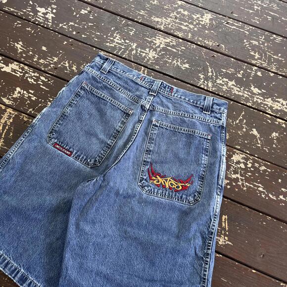 (34) Vintage 90s Y2K JNCO Jeans Jean Shorts Jorts Tribal Embroidered Baggy Skate - Picture 3 of 8